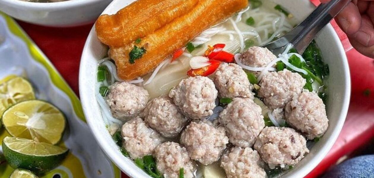 bún mọc; photo by pinterest